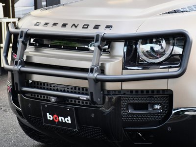 LAND ROVER DEFENDER - 2