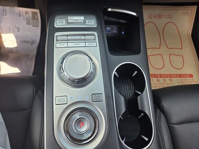 صورة مصغرة 15 لـ 2023 Genesis GV70