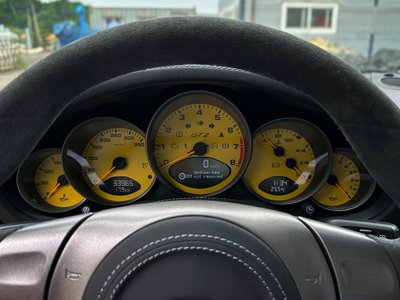 PORSCHE 911 - 8