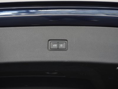 2023 AUDI Q8 缩略图 23