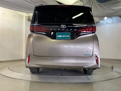 TOYOTA ALPHARD - 8