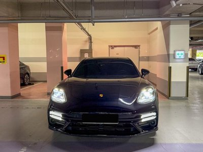 PORSCHE PANAMERA - 5