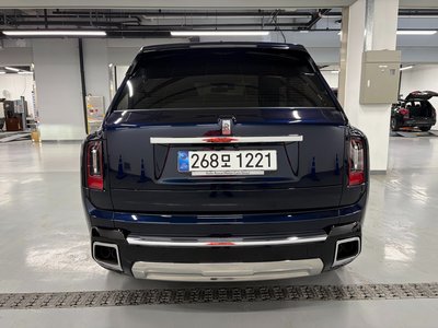 ROLLS-ROYCE CULLINAN - 2