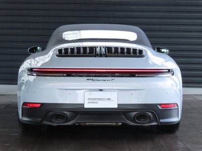 PORSCHE 911 - 8