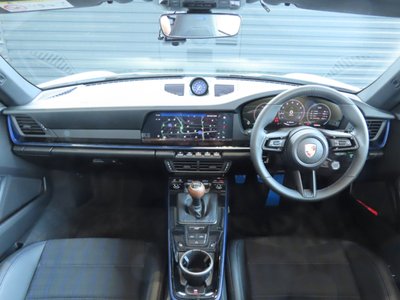 PORSCHE 911 - 10