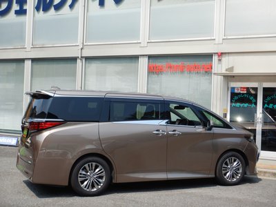 2023 Toyota ALPHARD — фото 4