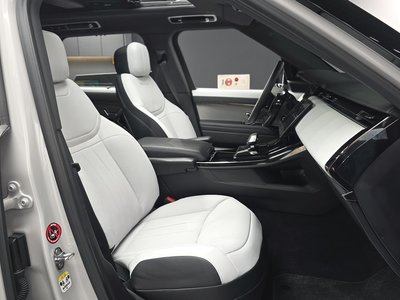 2025 LAND Rover RANGE ROVER SPORT thumbnail 11