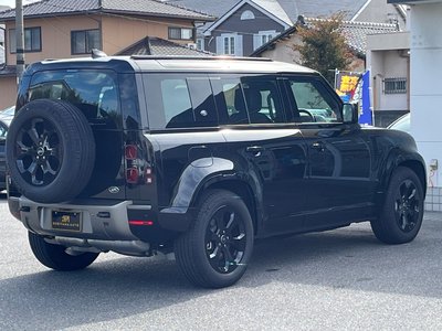 LAND ROVER DEFENDER - 7
