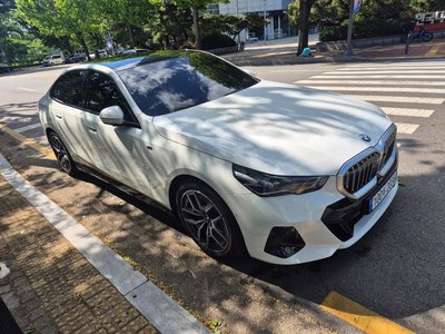 BMW 5 SERIES - 2
