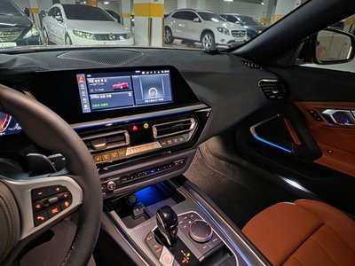 2025 BMW Z4 — миниатюра 12