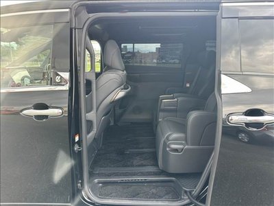 2023 Toyota ALPHARD — фото 8