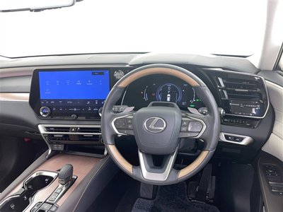 2023 Lexus RX — миниатюра 8