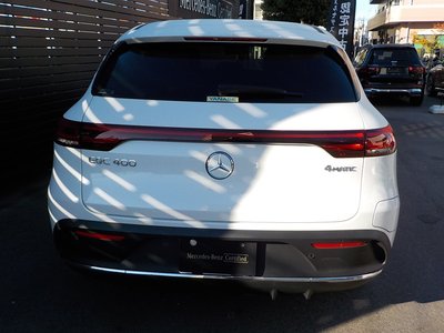 MERCEDES-BENZ EQC - 6
