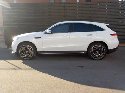 MERCEDES-BENZ EQC - 3