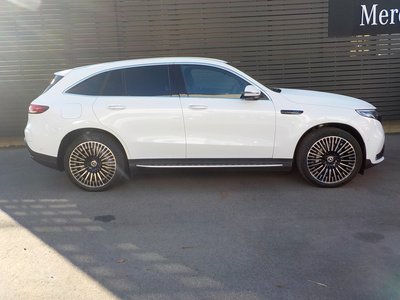 MERCEDES-BENZ EQC - 7