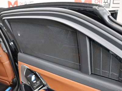 صورة مصغرة 16 لـ 2023 BMW I7