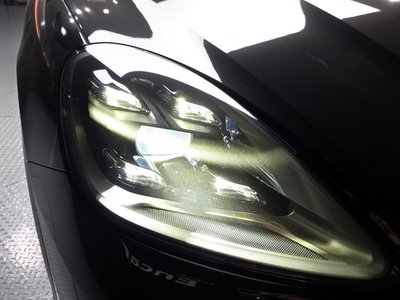 PORSCHE CAYENNE - 9