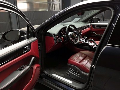 PORSCHE CAYENNE - 10