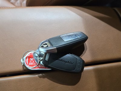 2020 Lamborghini URUS 缩略图 21