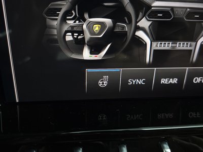 2020 Lamborghini URUS 缩略图 31