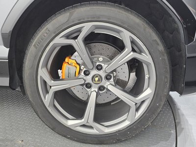 2020 Lamborghini URUS 照片 8