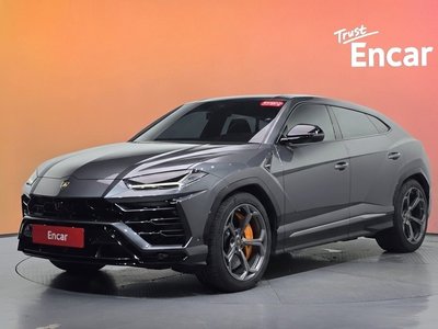 2020 Lamborghini URUS 照片 1
