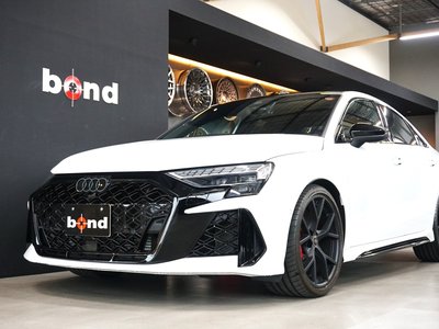 AUDI RS3 SEDAN - 1