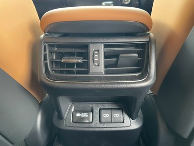 صورة مصغرة 56 لـ 2024 Lexus ES