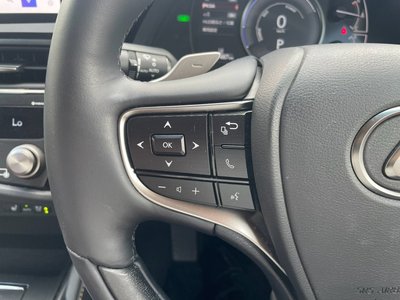 صورة مصغرة 36 لـ 2024 Lexus ES