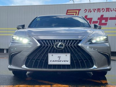 صورة 2 لـ 2024 Lexus ES