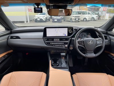 صورة مصغرة 52 لـ 2024 Lexus ES
