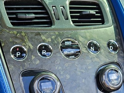 ASTON MARTIN VANQUISH S - 9