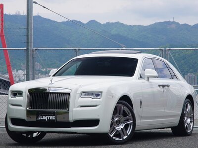 ROLLS-ROYCE GHOST