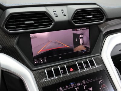 2019 Lamborghini URUS 缩略图 17