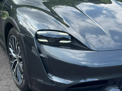 2023 Porsche TAYCAN — миниатюра 18