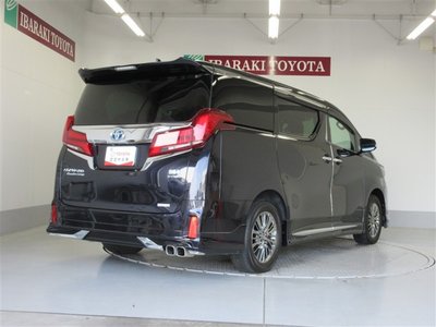 TOYOTA ALPHARD - 3
