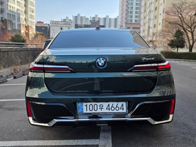 BMW 7 SERIES - 4
