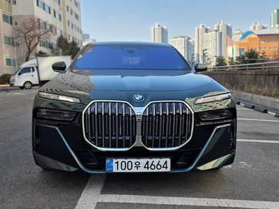 BMW 7 SERIES - 1