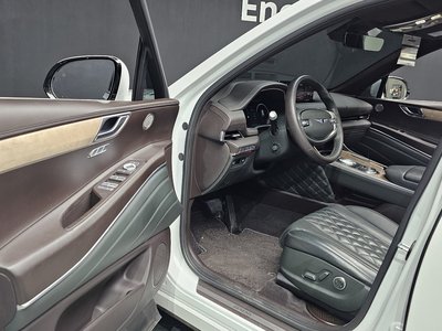 صورة 10 لـ 2021 Genesis GV80