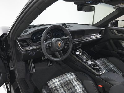 صورة 10 لـ 2025 Porsche 911