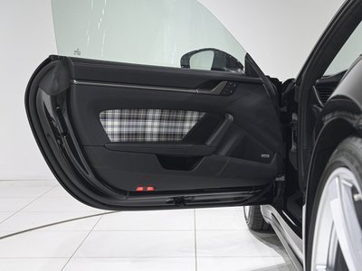 صورة مصغرة 40 لـ 2025 Porsche 911