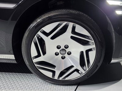 صورة 6 لـ 2023 Genesis G90 (RS4)