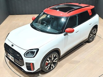 MINI MINI COUNTRYMAN - 8