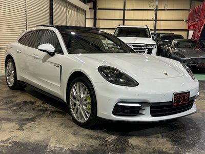 PORSCHE PANAMERA - 2