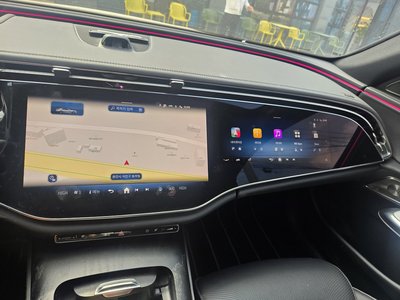 MERCEDES-BENZ E-CLASS - 2