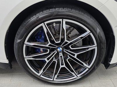 صورة 8 لـ 2023 BMW M3