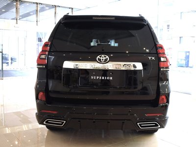 TOYOTA LAND CRUISER PRADO - 8