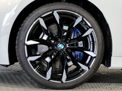 2025 BMW 3 SERIES 缩略图 20