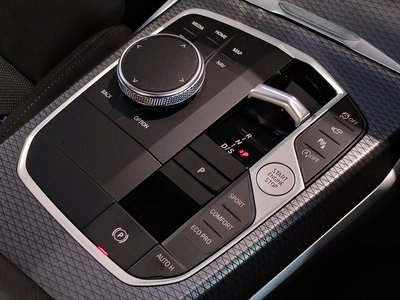 2025 BMW 3 SERIES 缩略图 51