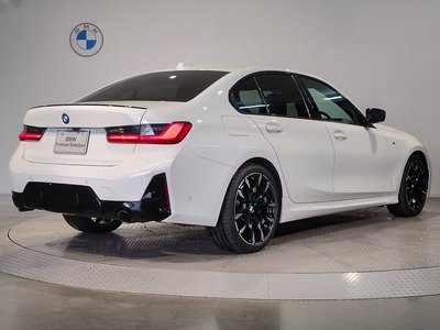 صورة 8 لـ 2025 BMW 3 SERIES